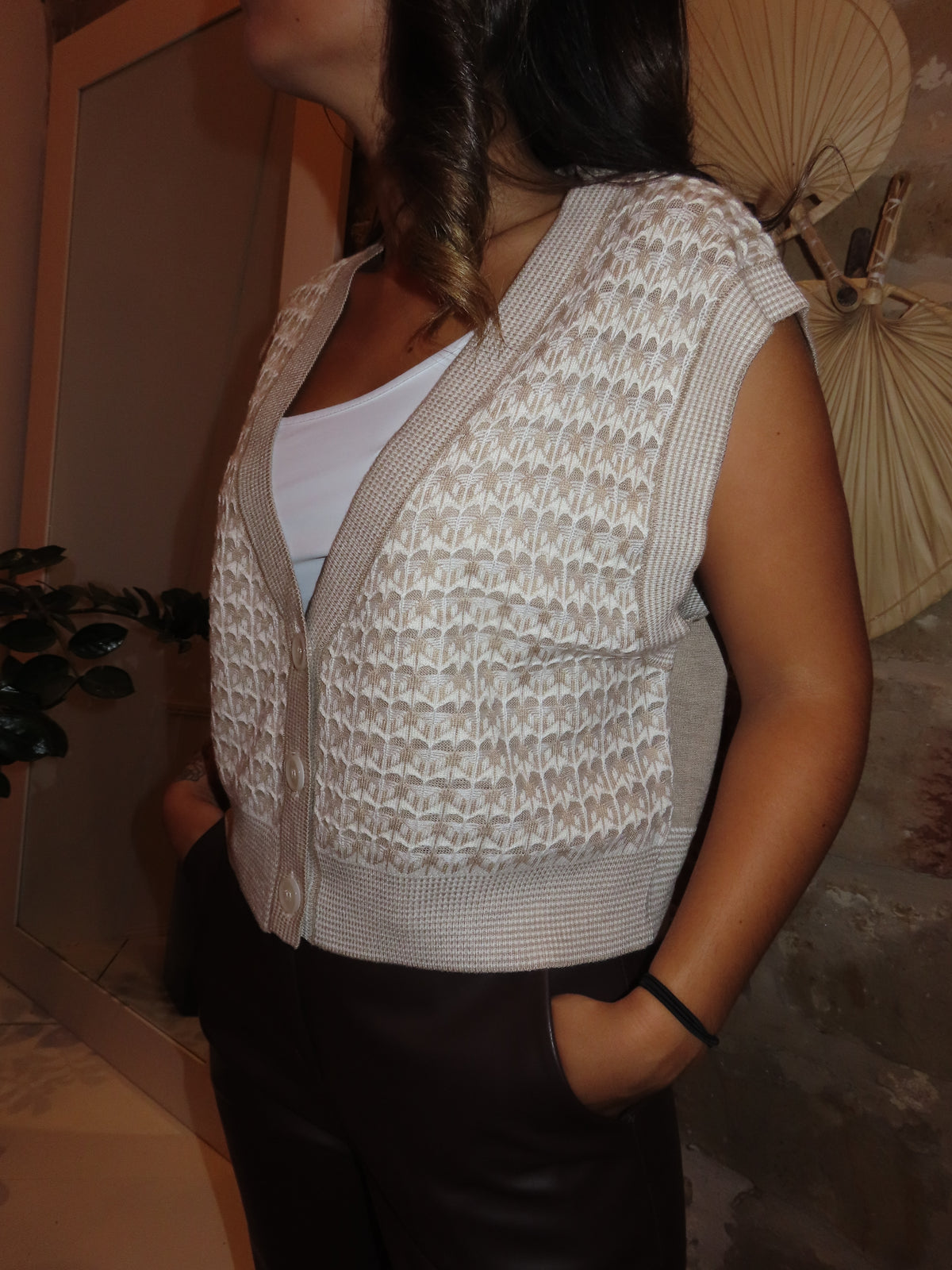 Gilet sans manches en maille ajourée